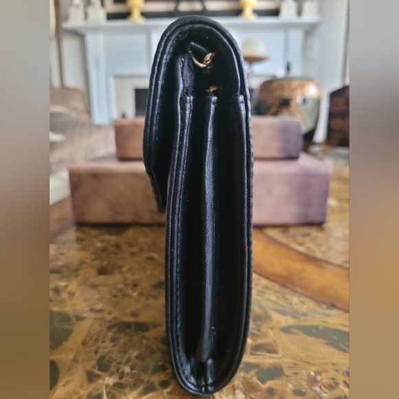 Badgley Mischka Black Quilted Women's Crossbody Bag - Picture 4 of 10